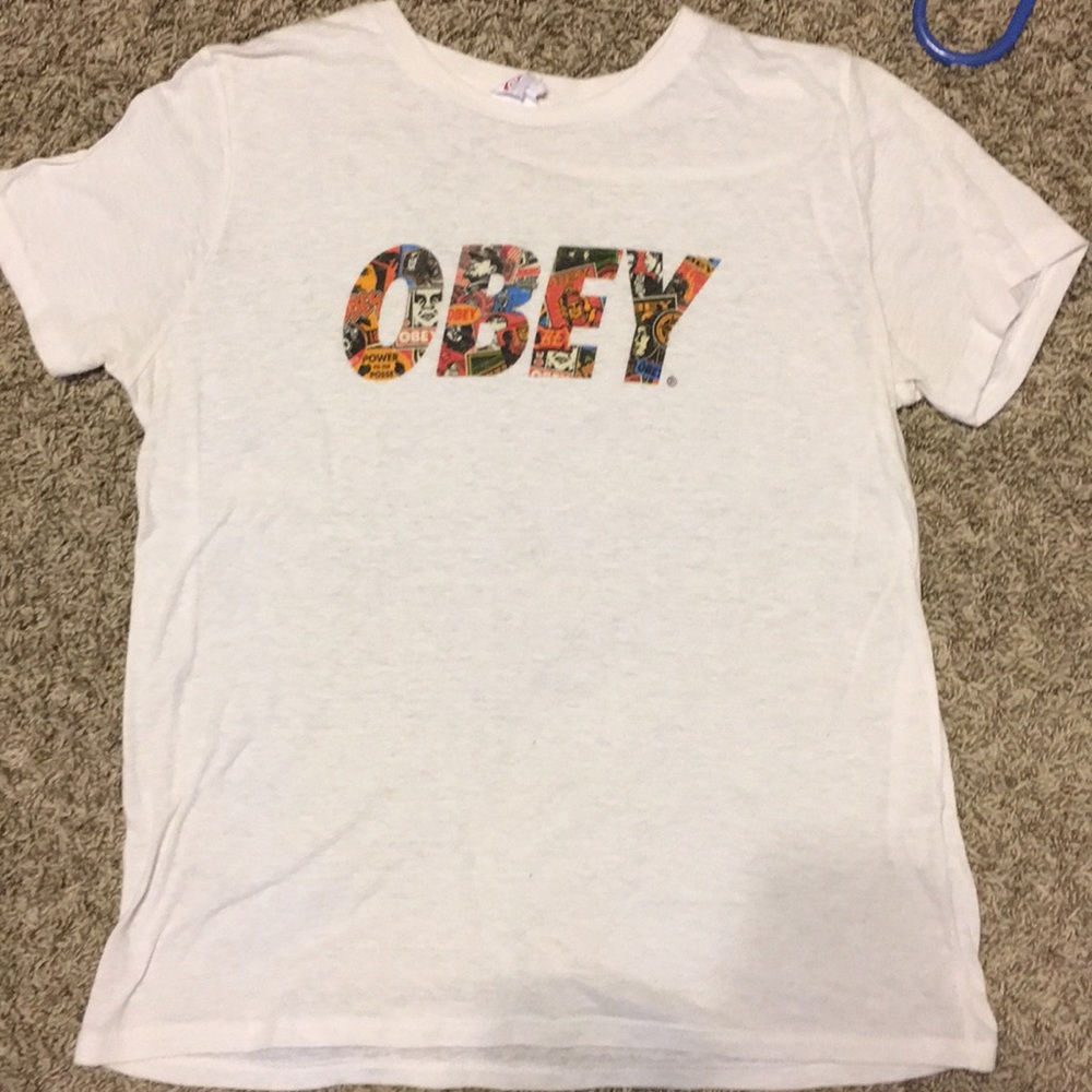 OBEY medium tshirt $15 or best offer!!